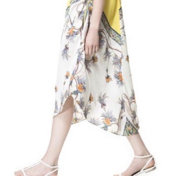 Zara Printed Asymmetric Dress - Picture 3 of 6